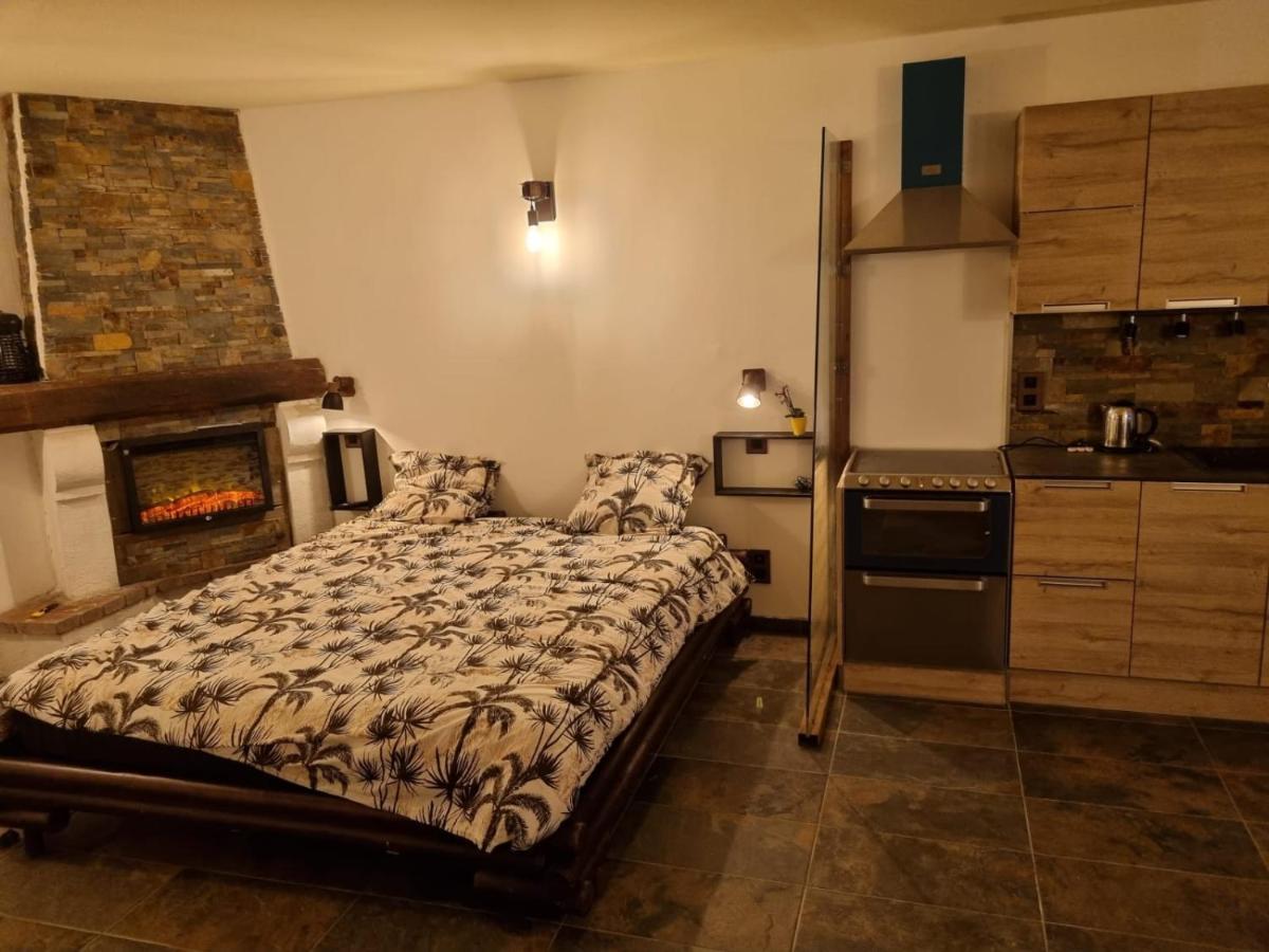 Studio Port Pin Vue Mer, Jacuzzi, Hammam, Parking Prives Cassis Eksteriør billede