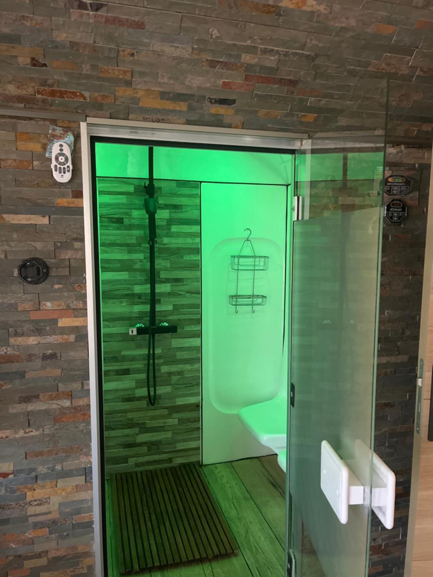 Studio Port Pin Vue Mer, Jacuzzi, Hammam, Parking Prives Cassis Eksteriør billede